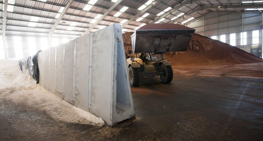 Poundfield clocks-up sales of over 1000 retaining wall components to a Birkenhead based logistics company