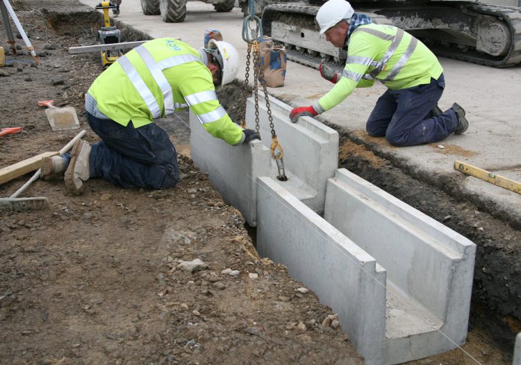Precast concrete channels for drainage or cabling