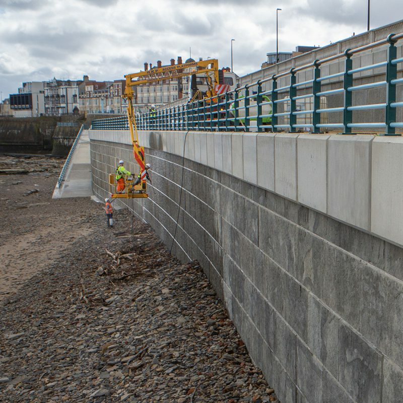 Whitley Bay coastal regeneration : 2,000 bespoke concrete sea defence wall panels