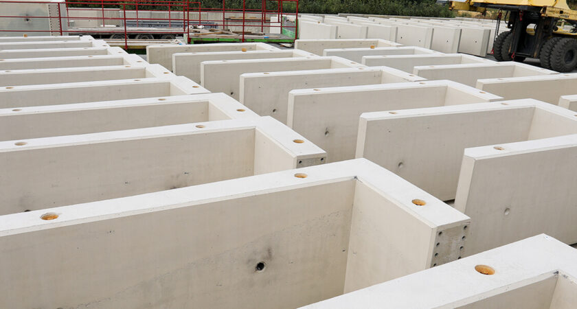 What are the benefits of precast concrete?